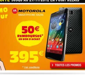 Smartphone Motorola Razr i à 395 euros mais avec 50 euros de bons d’achats en prime .. jusqu’au 27/11