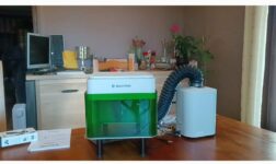 mecpow m1 sur table sureleve