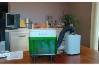 mecpow m1 sur table sureleve