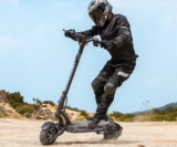 Bon plan trottinette 2x 1000 watts AUSOM SR1 pas chère à 699€