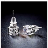 Boucles d&rsquo;oreilles en Argent avec Pierres à 8.99€