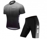 Combinaison de cyclisme en promotion à 30€