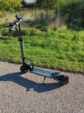 Test – Avis  Trottinette AUSOM GX1 puissante et confortable pour la ville !