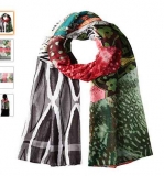 Bonnes affaires Foulards et Echarpes Desigual entre 17-20€