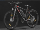 Pas cher à 699€ le VTT ELEGLIDE MOPRIDE 2 29 pouces