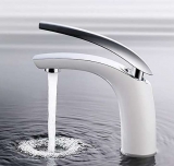 Moins de 36€ le robinet Homelody design de la salle de bains