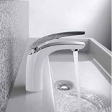 Moins de 40€ le mitigeur salle de bain design