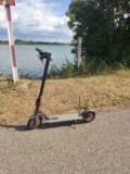 Test et Avis Trottinette Mankeel MK 083 – une trottinette sympa  pour la ville