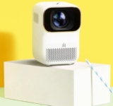 79€ !! – le vidéo projecteur Xming Q1 SE ( 1080P , 150 Lumens Ansi )